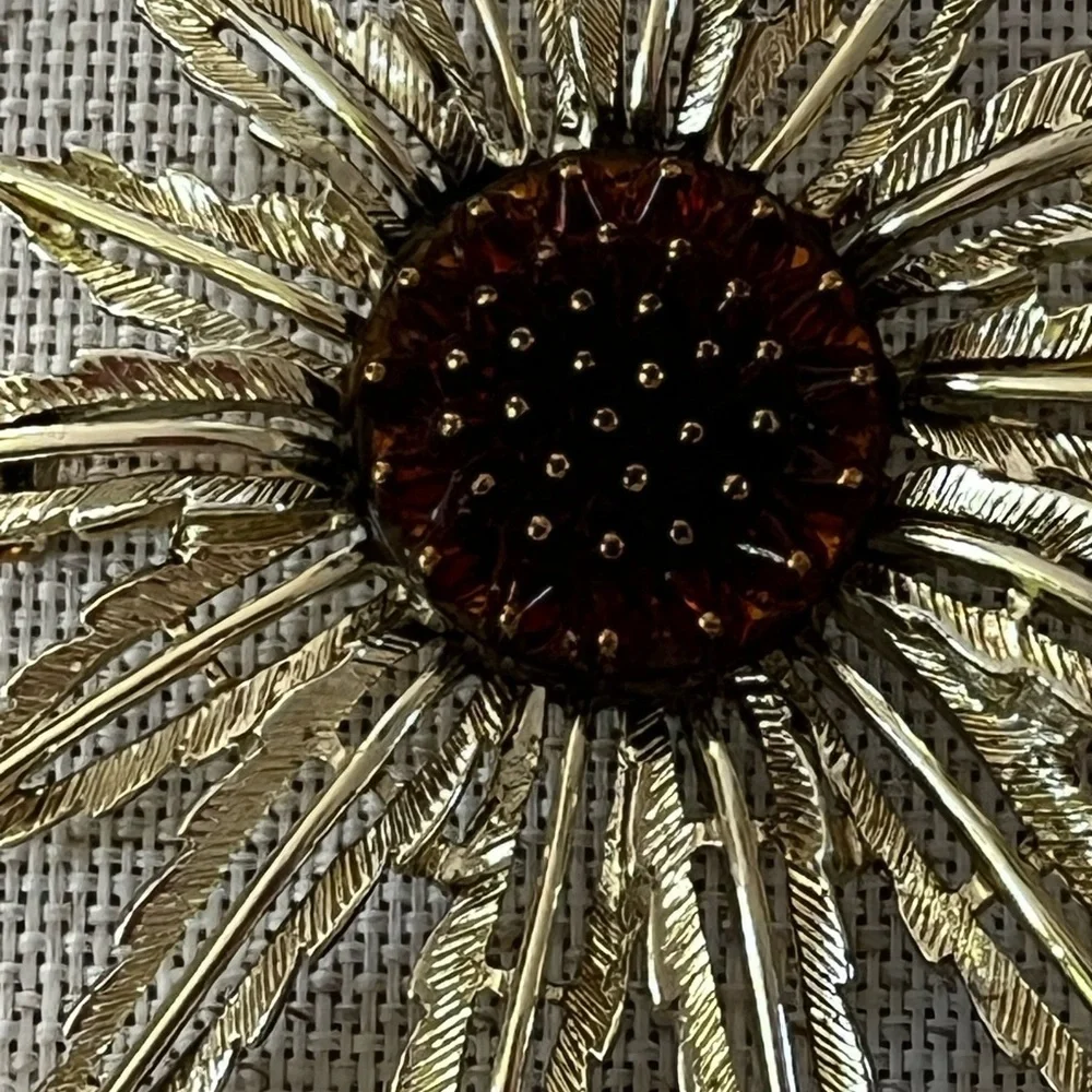 Gold and Brown Sunburst  SARAH COVENTRY Vintage Large Flower Sunflower Brooch